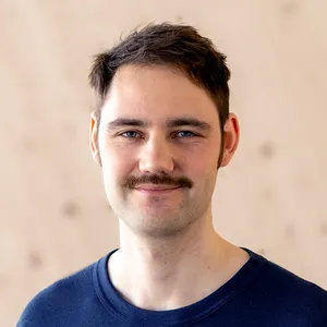 Portraitbild von Tim Schnettker